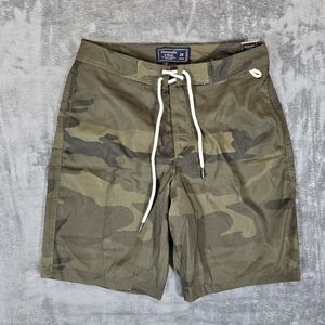 Abercrombie & Fitch Camo Camouflage Board Shorts Swim Trucks Size 28 New NWT